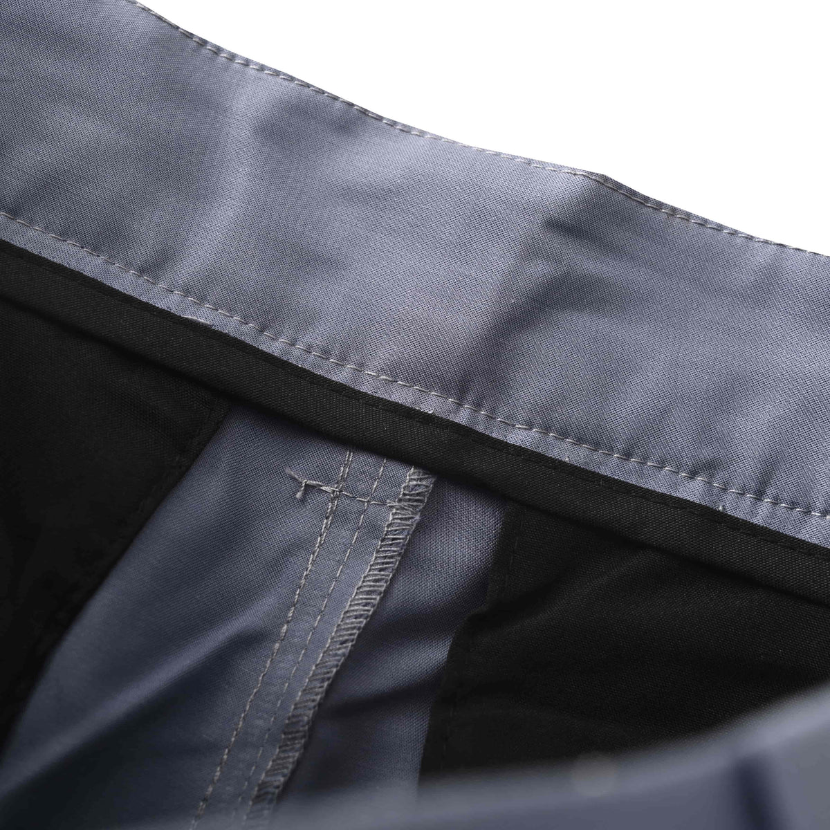 Christian Dior Cargo Pants with Hook-and-Loop Pocket Detail, Utility Trousers for Casual Streetwear