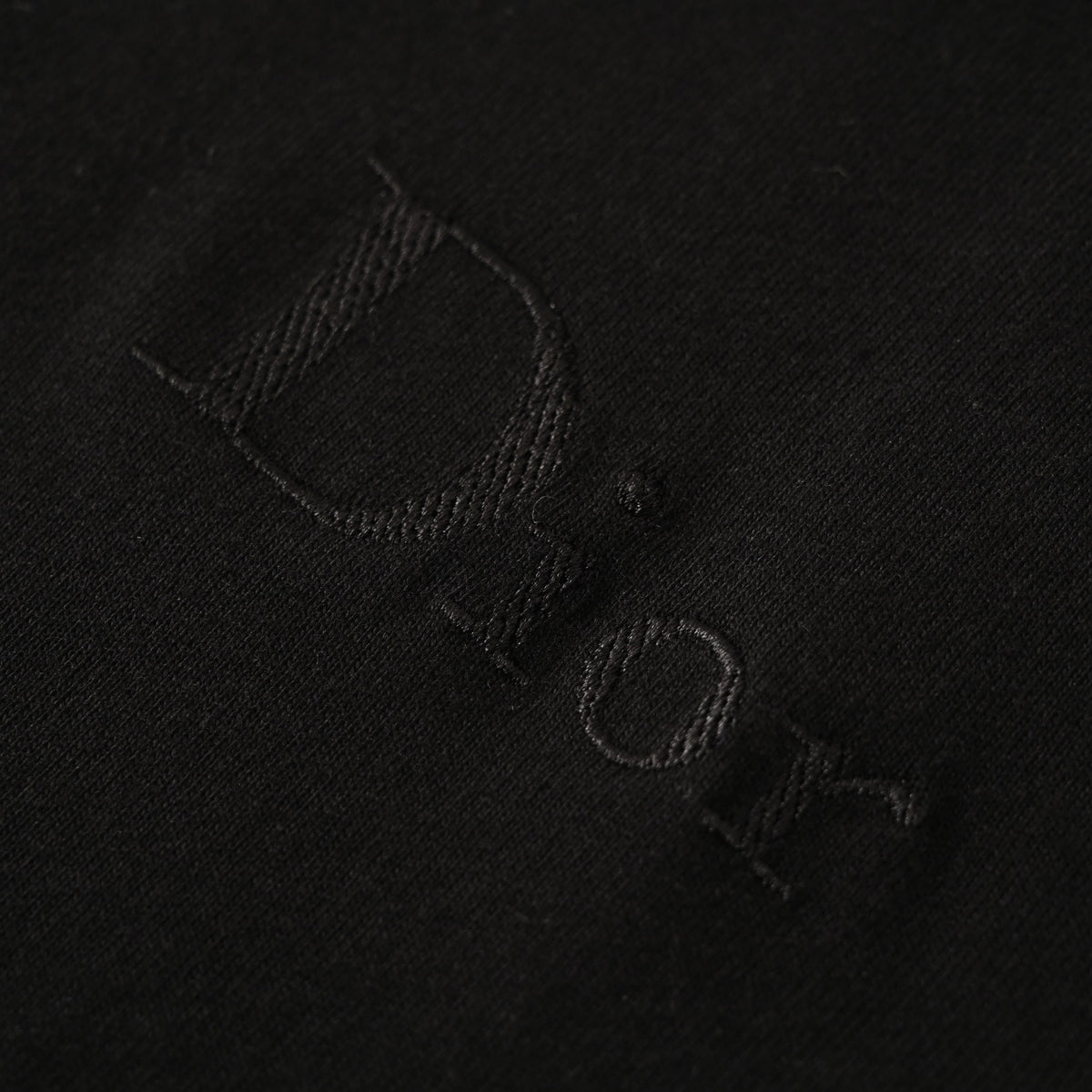 Christian Dior Embroidered Short-Sleeve T-Shirt with Plain Fabric and Casual Streetwear Styling