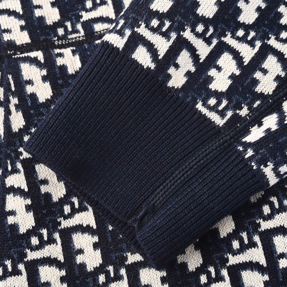 Christian Dior Oblique Reversible Cashmere Knit Jacket, Monogram Jacquard Outerwear with Back Lettering