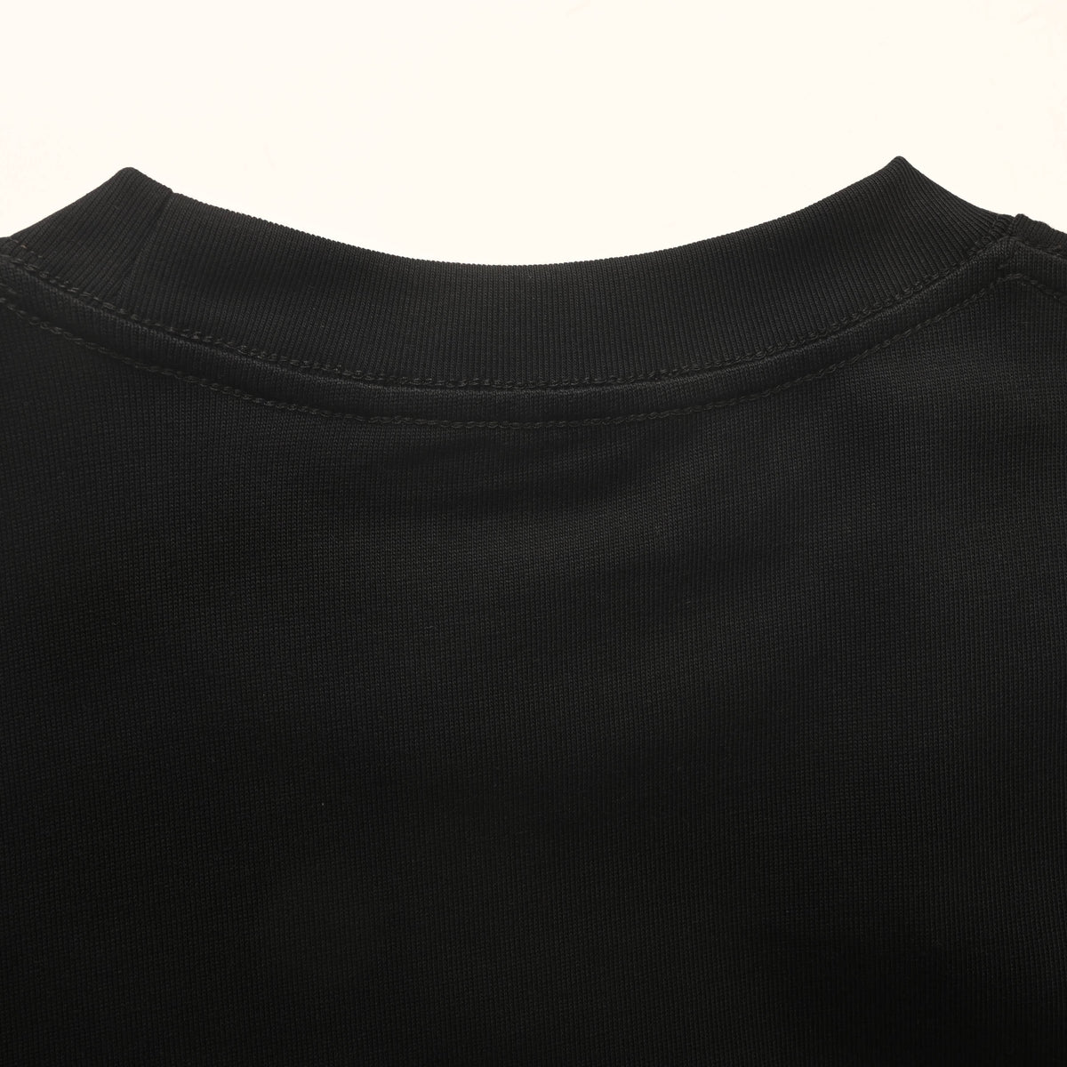 Gucci Unisex Embroidered Interlocking G Long-Sleeve T-Shirt