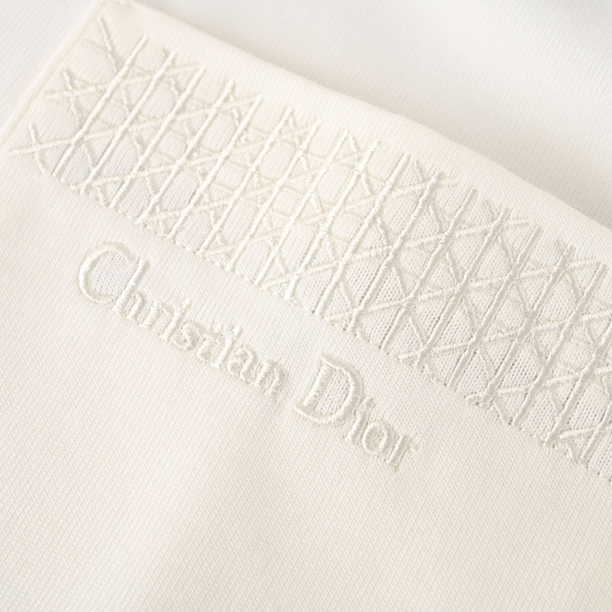 Christian Dior Lettering Pocket Long Sleeve Tee with Cannage Embroidery, Casual Layering T-Shirt