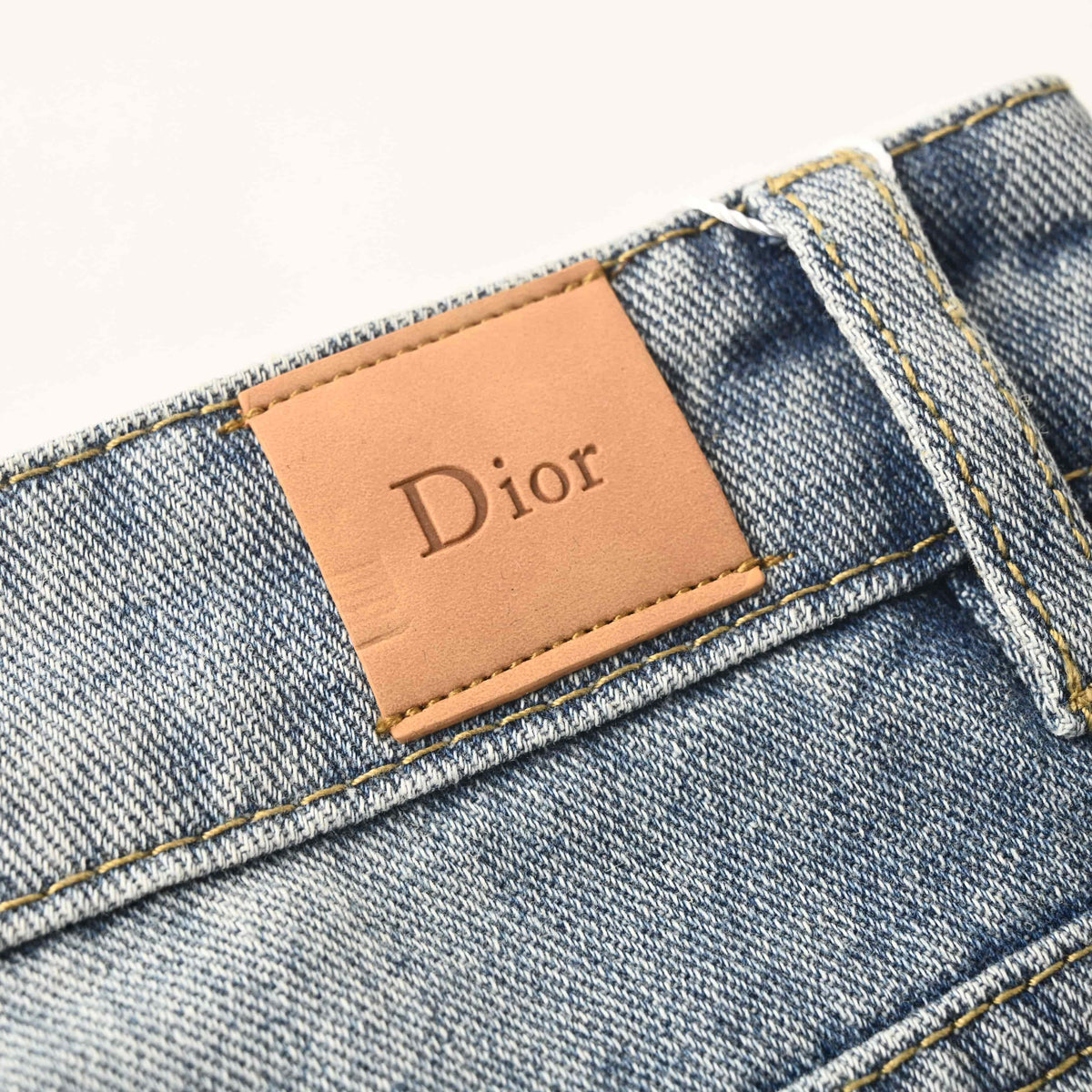 Christian Dior Vintage-Effect Paneled Wide-Leg Jeans with Full-Length Denim Streetwear Silhouette