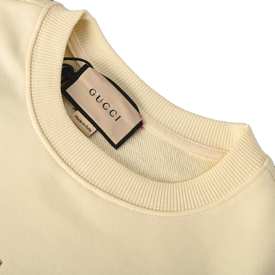 GUCCI Cream Bunny and Strawberry Cotton Crewneck Sweatshirt