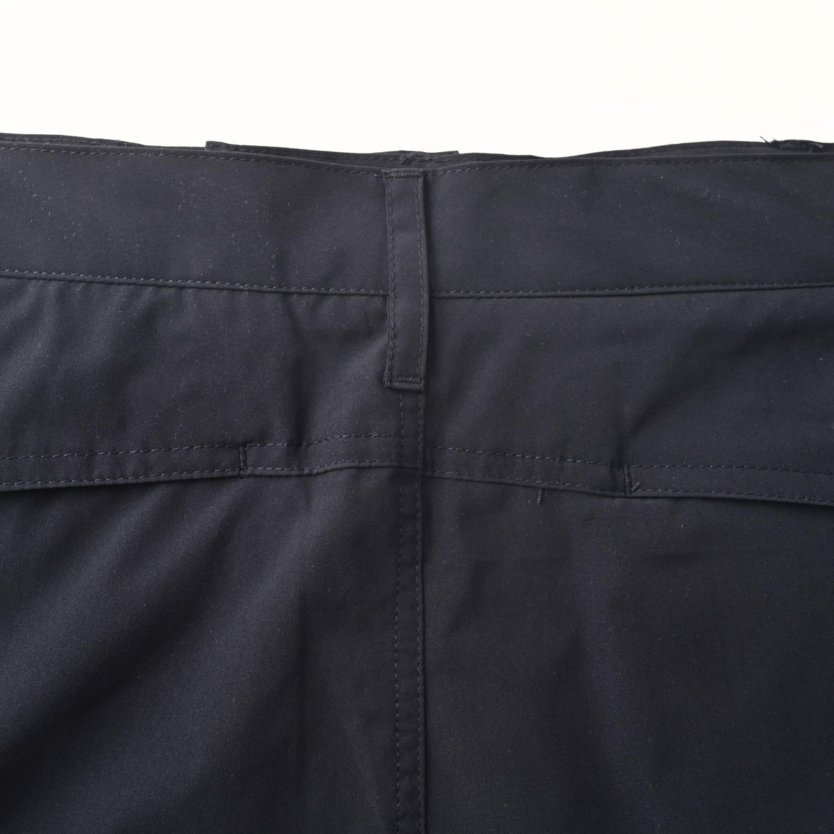 Christian Dior Letter-Embroidered Utility Shorts with Button Details for Summer Streetwear