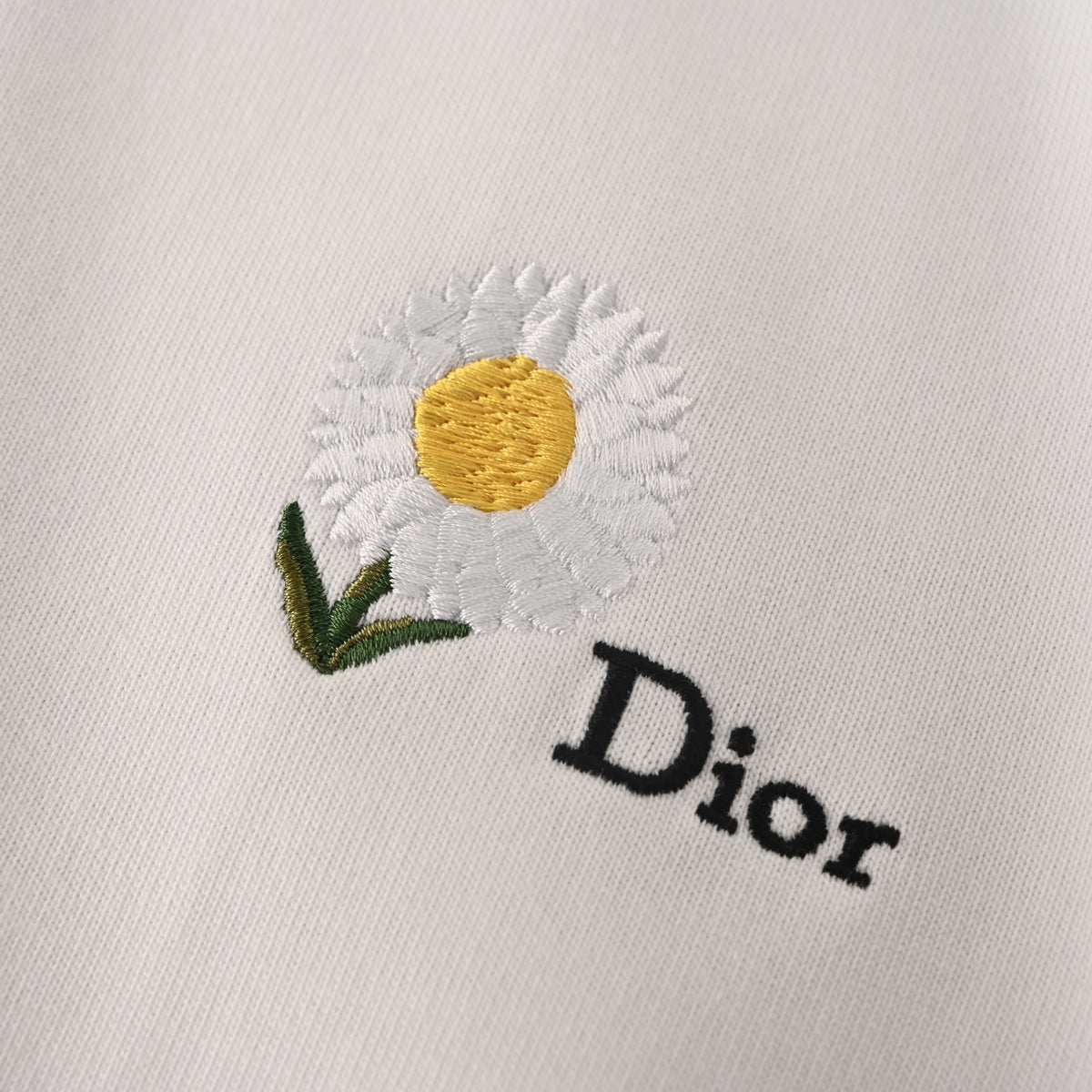 Christian Dior CD Daisy Embroidered Crew Neck T-Shirt | Floral Embroidery Casual Statement Tee