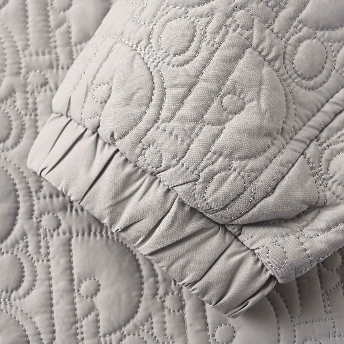 Christian Dior CD Chest Detail Quilted Zip-Up Jacket, Embossed Hooded Outerwear for Casual Streetwear