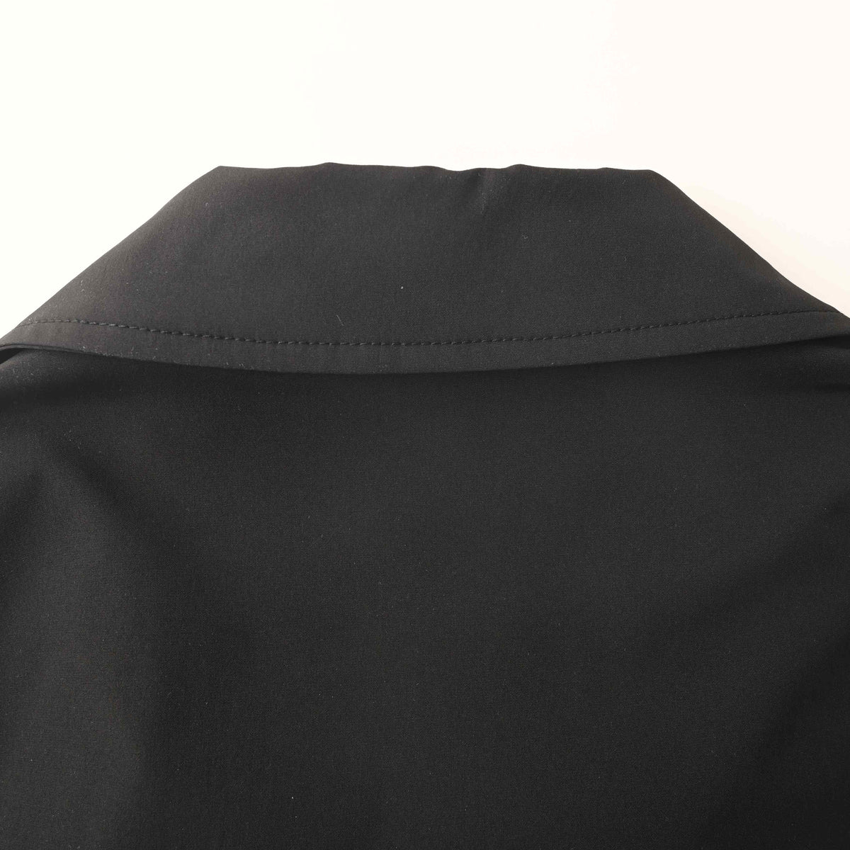 Christian Dior Technical Fabric Stand-Collar Jacket with Side Letter Embroidery for Urban Streetwear