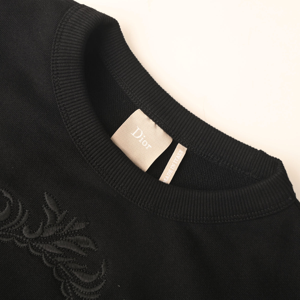 Christian Dior Medaillon Embroidered Round Logo Crewneck Sweatshirt, Casual Streetwear Pullover