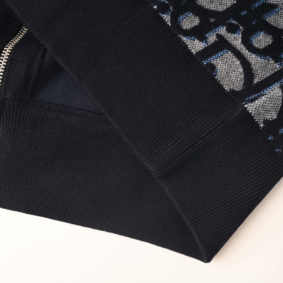 Christian Dior Large-Motif Jacquard Zip-Up Cardigan, Statement Knit Jacket for Casual Layering